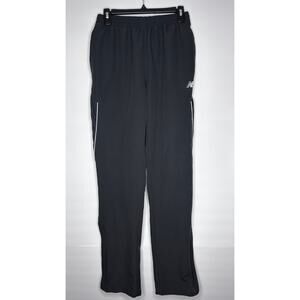★★New Balance★★ Reflective Wide Pants Black Reflect Wide Pants New Balance Athletics Relaxed Trousers Black | Footshop